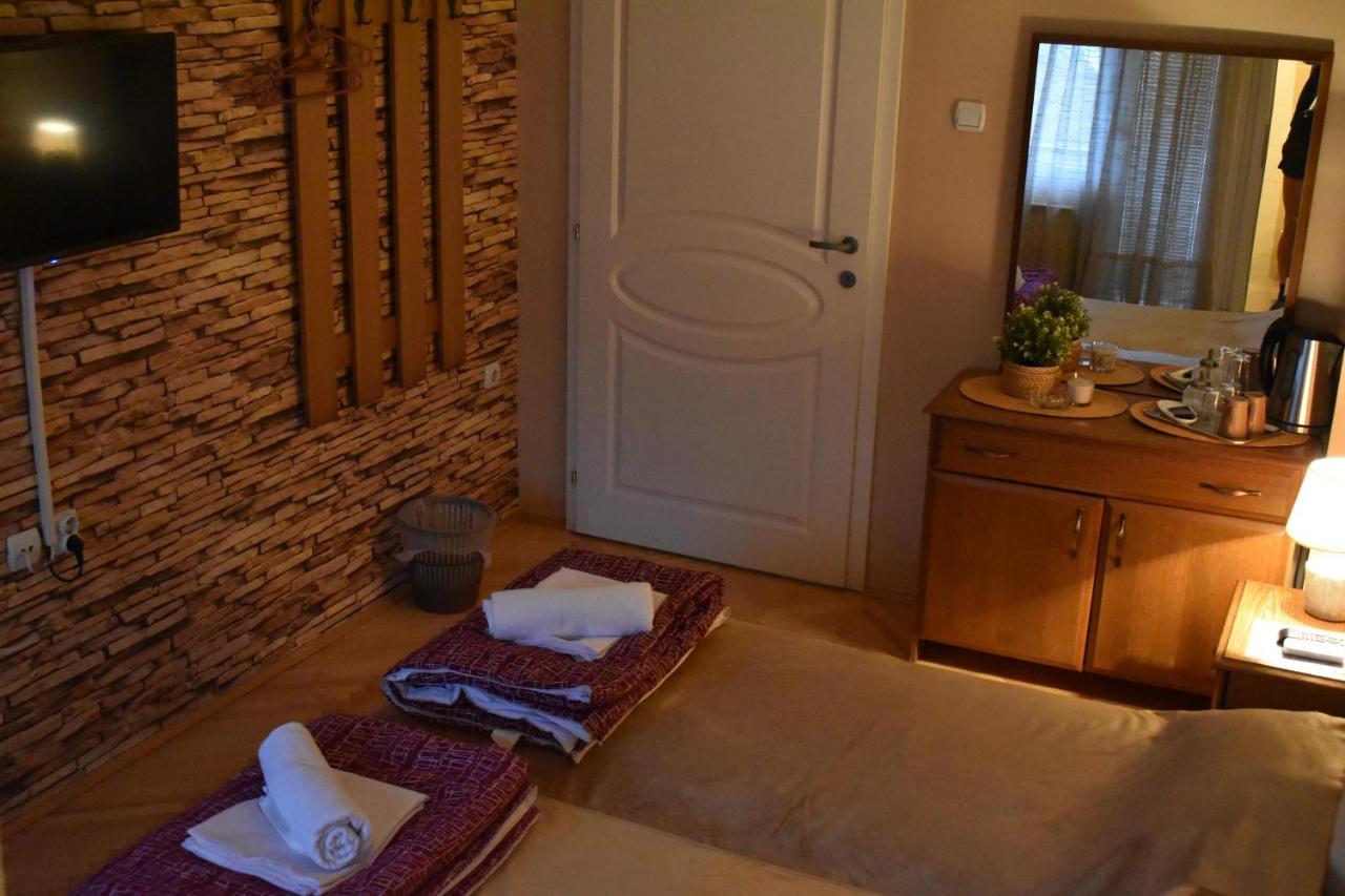 Guest House Kozle Σκόπια Εξωτερικό φωτογραφία