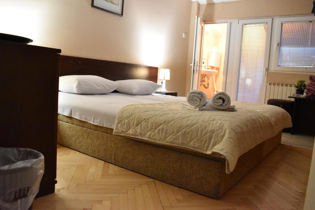 Guest House Kozle Σκόπια Εξωτερικό φωτογραφία
