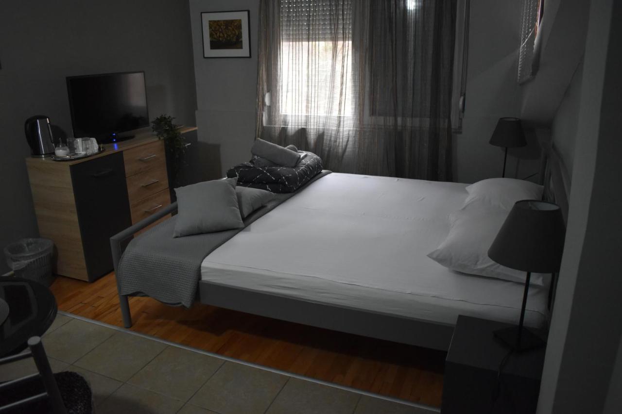 Guest House Kozle Σκόπια Εξωτερικό φωτογραφία